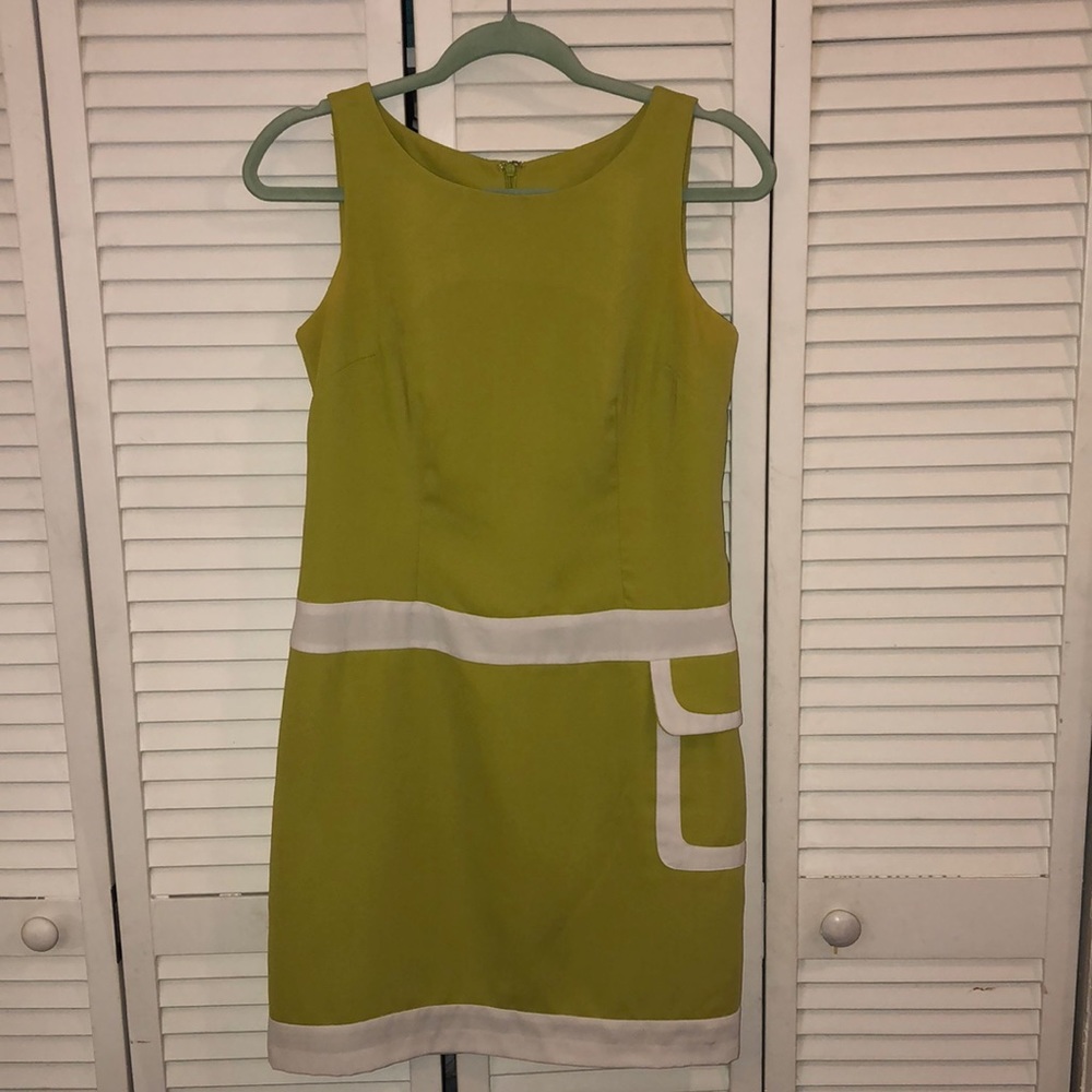 Mod Dress, size 4 petite